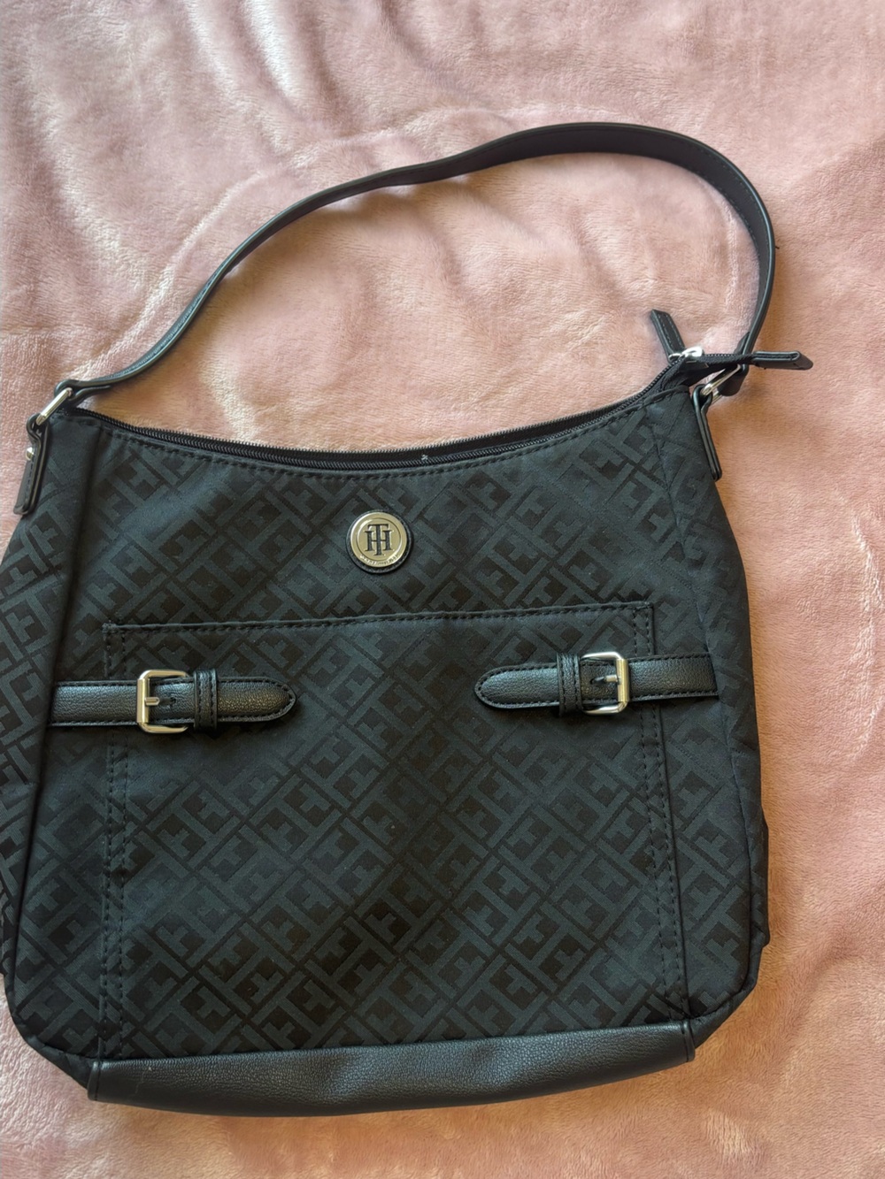 Tommy Hilfiger Black Shoulder Bag with Red Trim